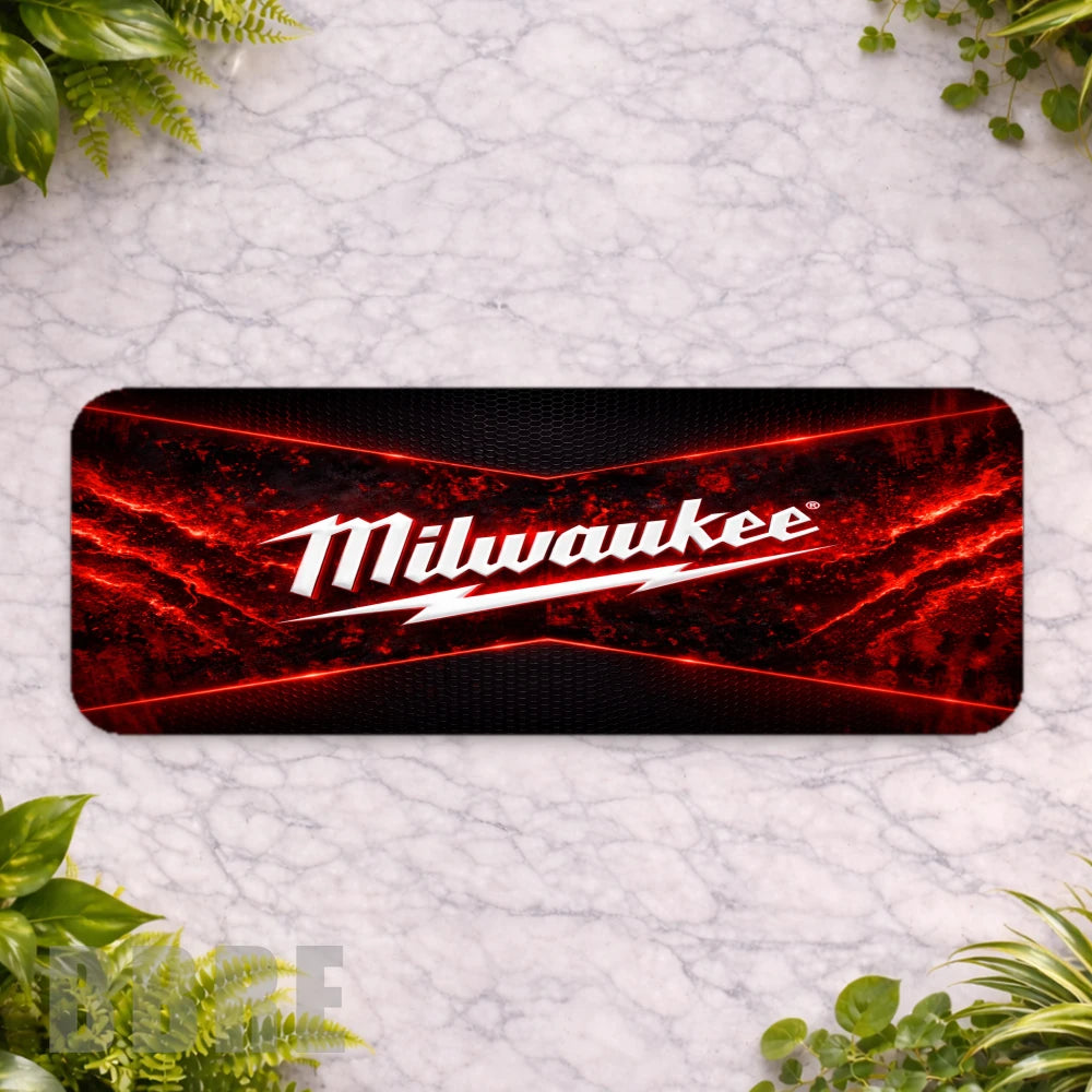 Milwaukee Red Main Product Photo